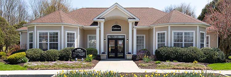 CBRE arranges $31 million sale of 156-unit Grand Pointe Park to Lexington Property Group